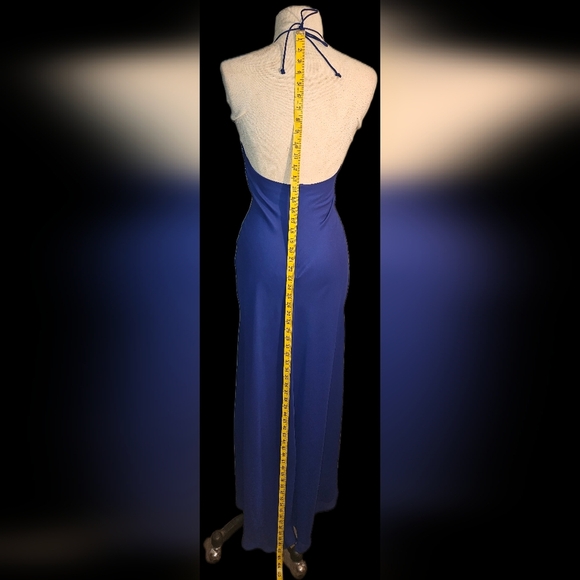 Elegant Blue Evening Gown - Picture 3 of 6